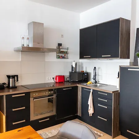 Designer Loft Center, Secured Parking, Cozy Apartment, Nuerburgring