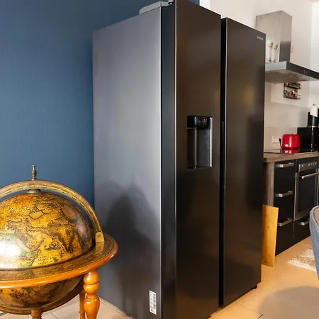 Designer Loft Center, Secured Parking, Cozy Apartment, Nuerburgring 아파트 *