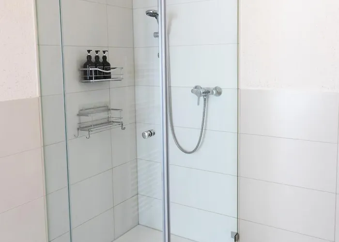 Designer Loft Center, Secured Parking, Cozy Apartment, Nuerburgring Appartement *