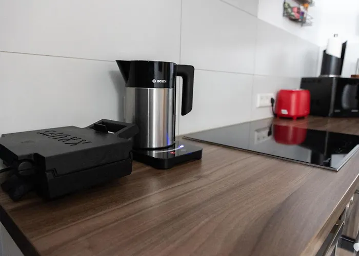 Designer Loft Center, Secured Parking, Cozy Apartment, Nuerburgring Appartement *