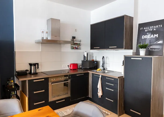 Designer Loft Center, Secured Parking, Cozy Apartment, Nuerburgring