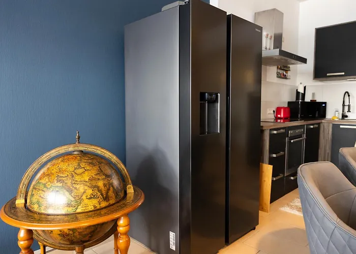 Designer Loft Center, Secured Parking, Cozy Apartment, Nuerburgring Appartement *